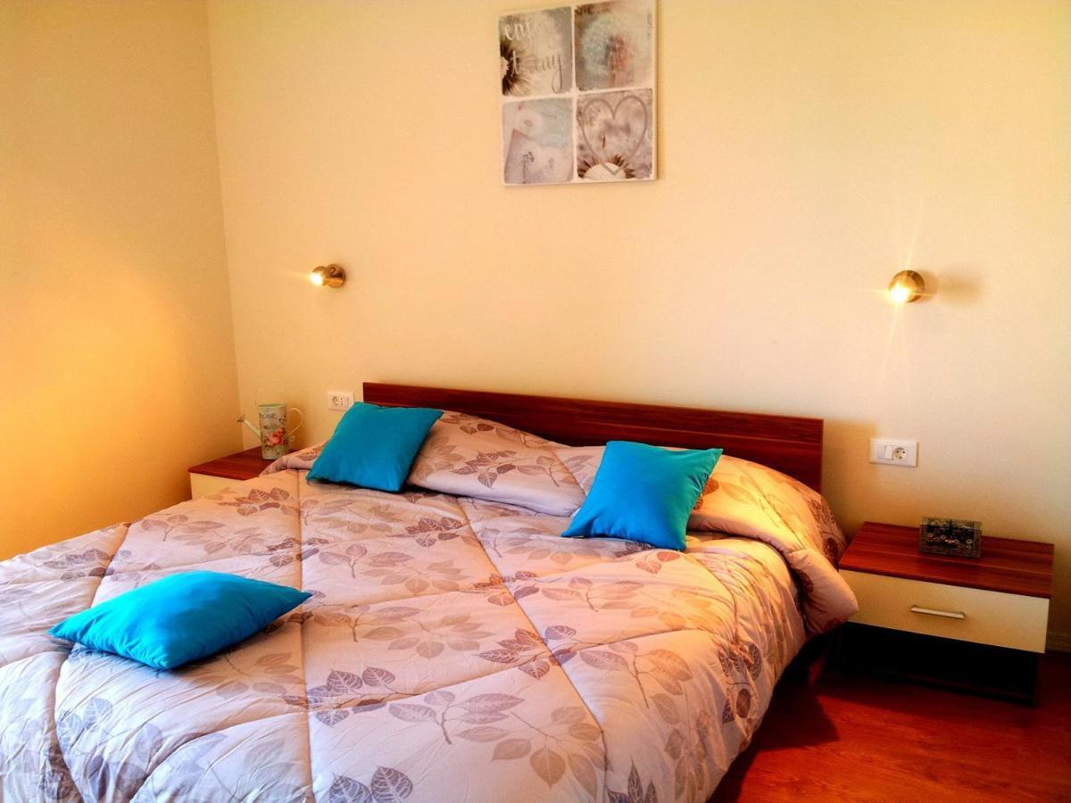 Apartment Maria - Comfortable Kastela Exterior photo